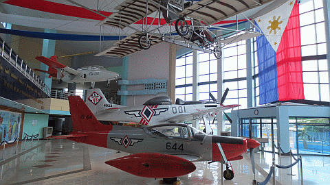 Philippine Air Force Museum 02.gif